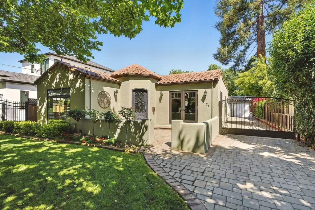 1121 Laurie Avenue, San Jose, CA 95125