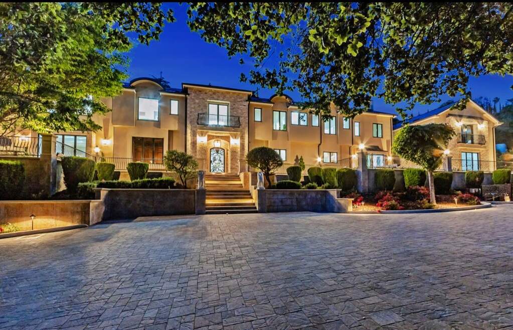 15681 Kennedy Road photo