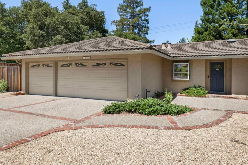 1516 Wistaria Lane, Los Altos, CA 94024