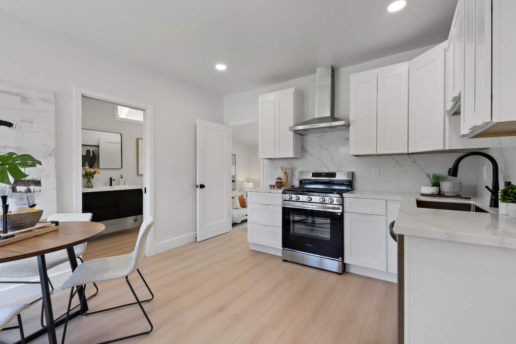 209 Bayswater Avenue, Burlingame, CA 94010