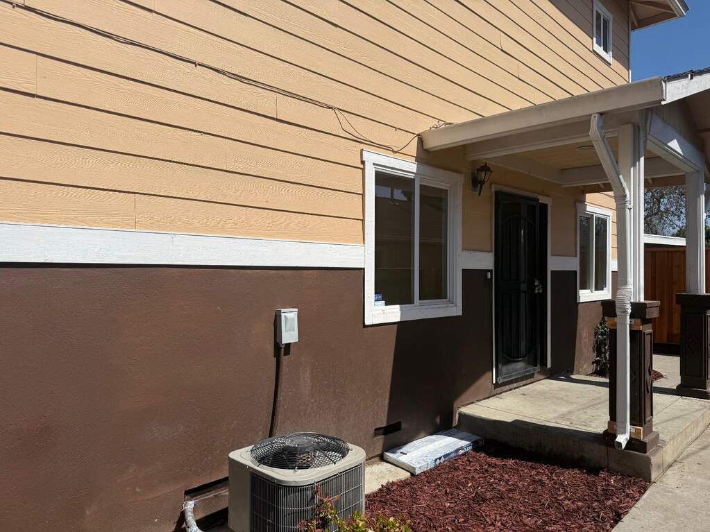7125 Rosanna Street photo
