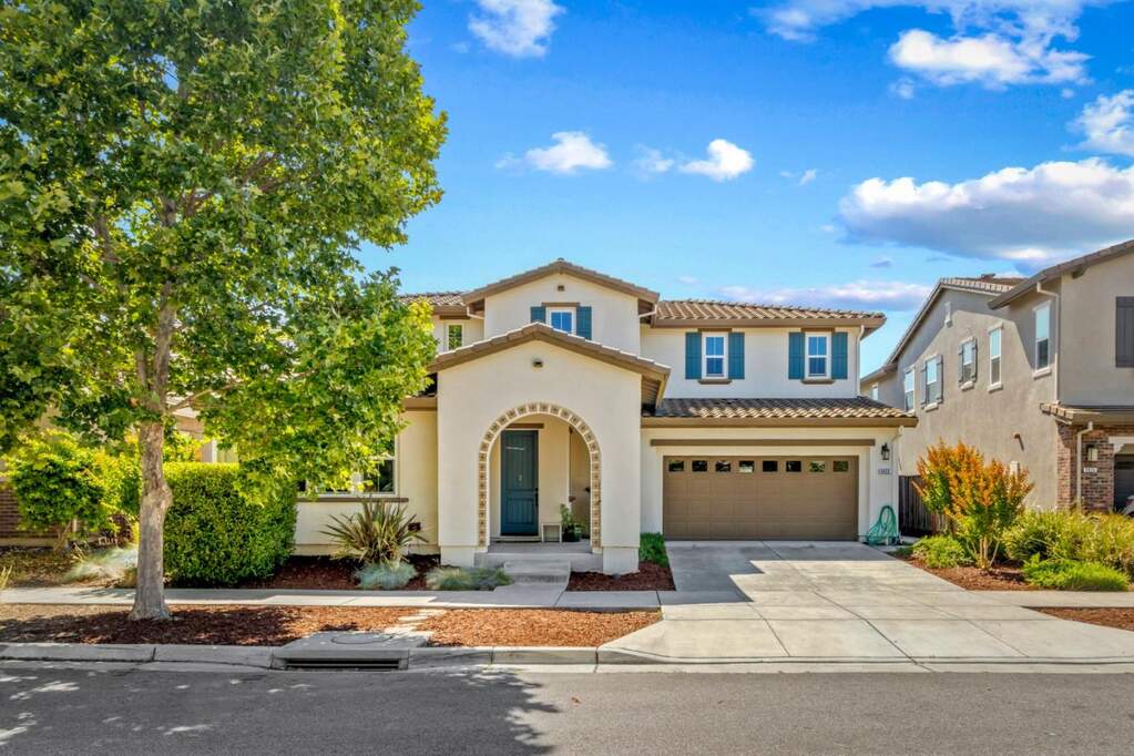 9850 Bobcat Court, Gilroy, CA 95020