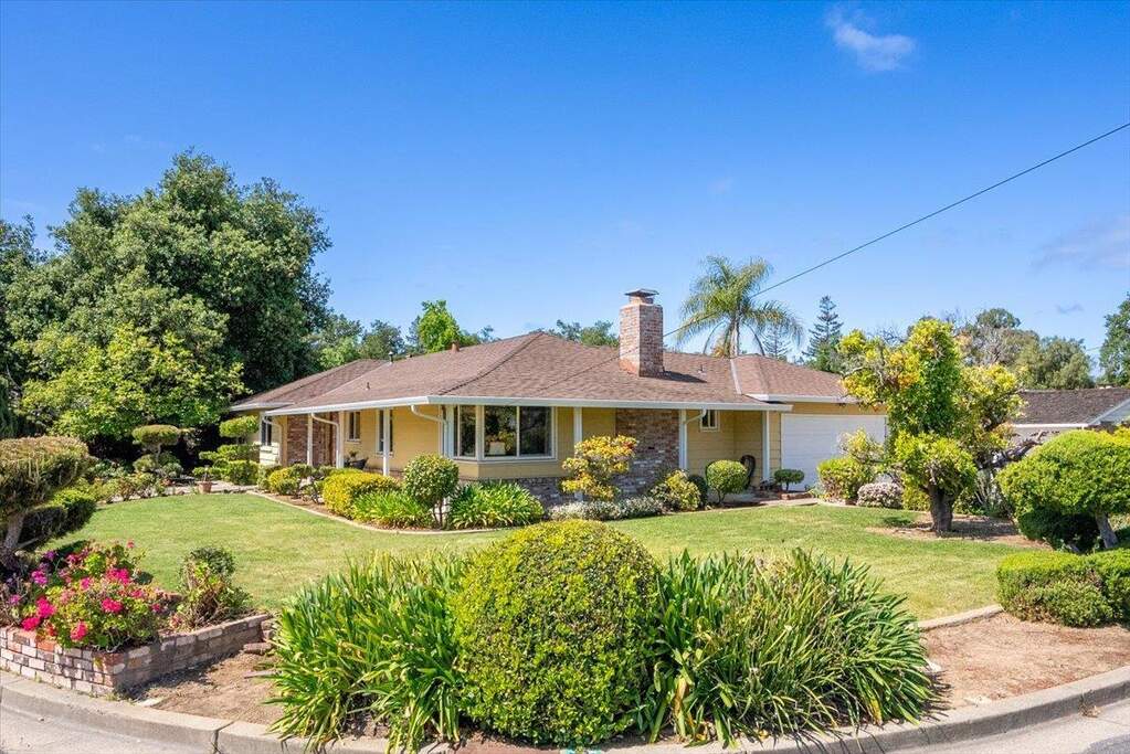 18654 Aspesi Drive, Saratoga, CA 95070