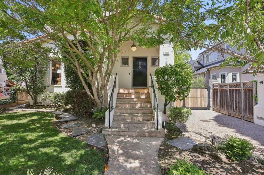 2404 Hillside Drive photo