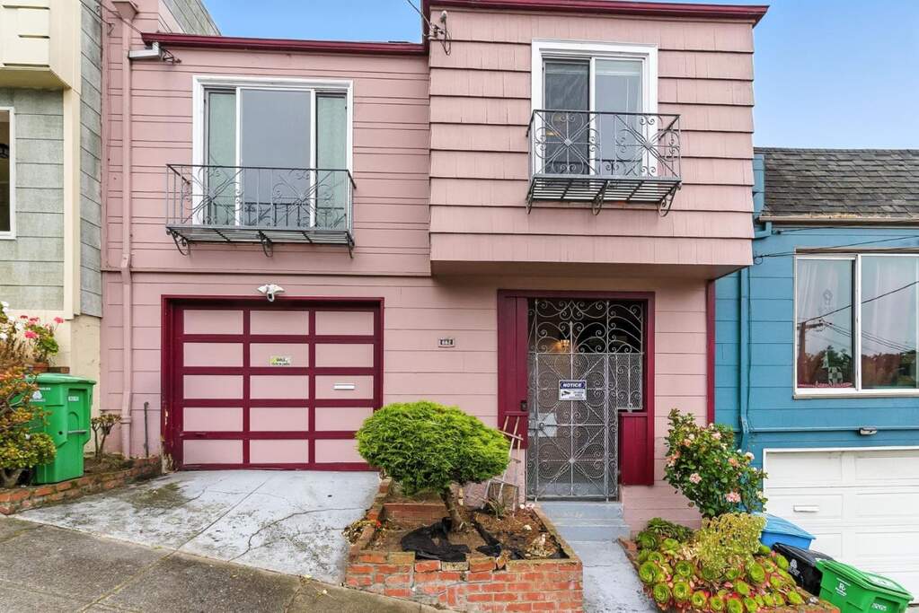662 Colby Street photo
