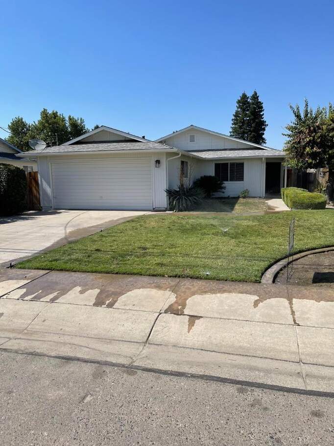 4438 W Feemster Avenue photo