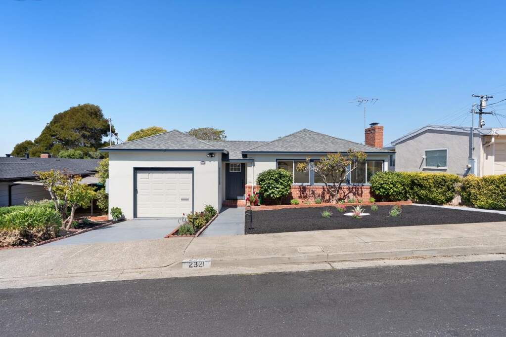 2321 Gloria Street photo