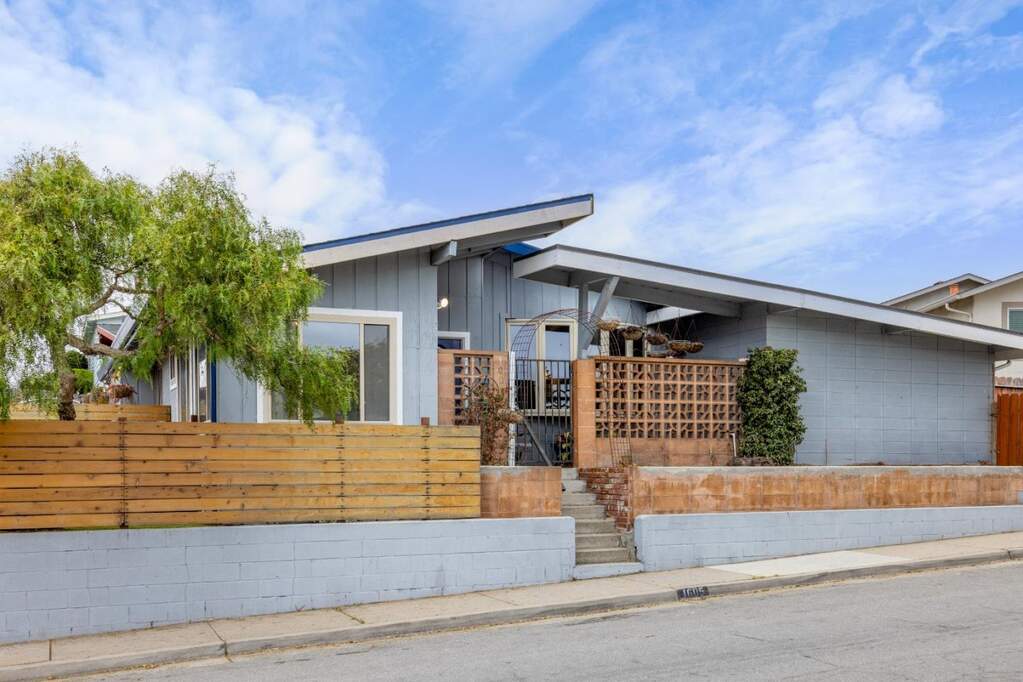 1605 Broadway Avenue photo