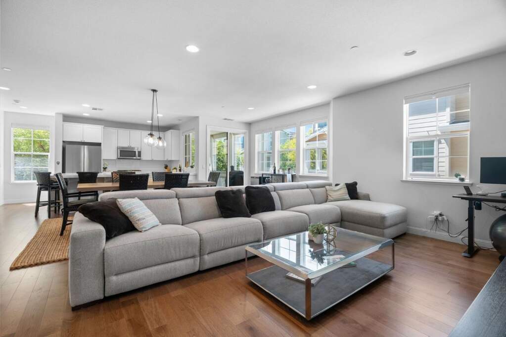 641 Turnbuckle Drive #1701, Redwood City, CA 94063