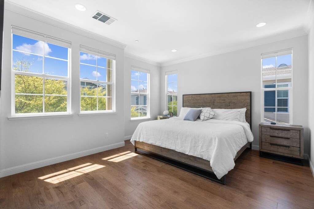 641 Turnbuckle Drive #1701, Redwood City, CA 94063