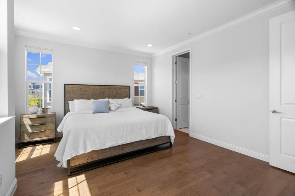 641 Turnbuckle Drive #1701, Redwood City, CA 94063