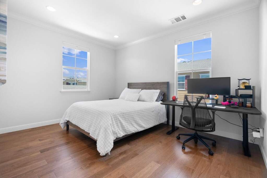 641 Turnbuckle Drive #1701, Redwood City, CA 94063