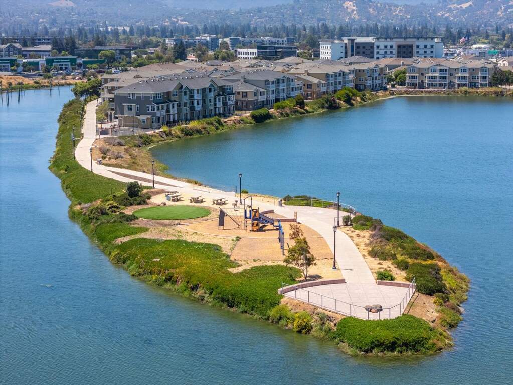 641 Turnbuckle Drive #1701, Redwood City, CA 94063