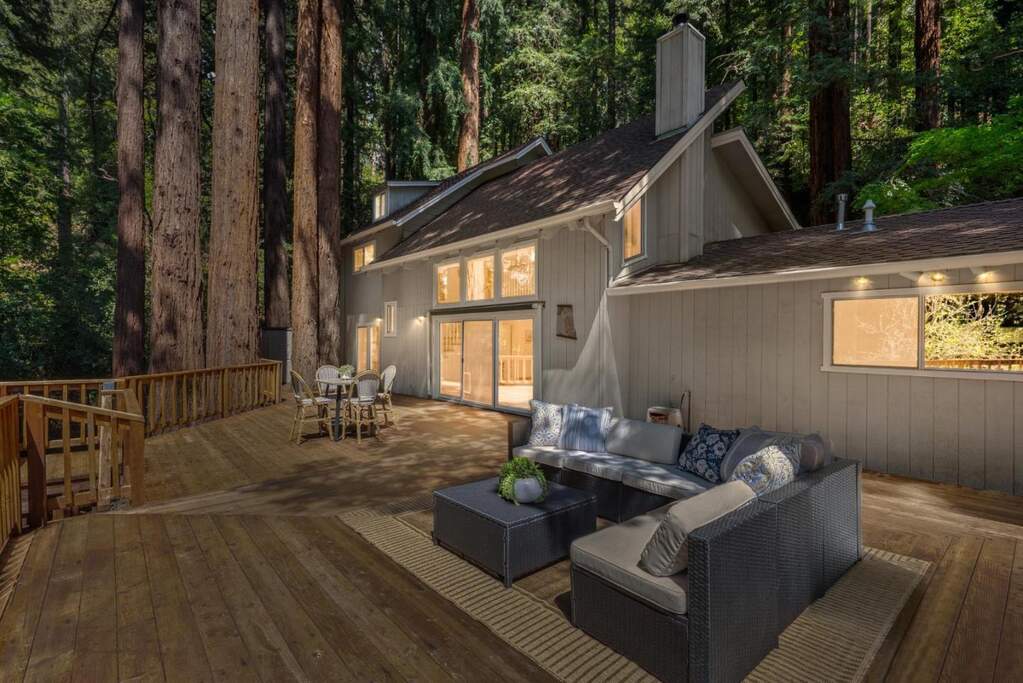 16306 Redwood Lodge Road, Los Gatos, CA 95033