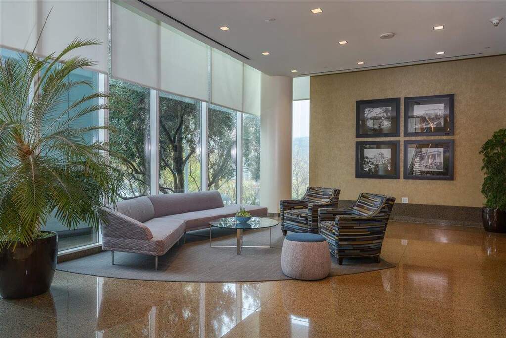 425 1st Street #1207, San Francisco, CA 94105