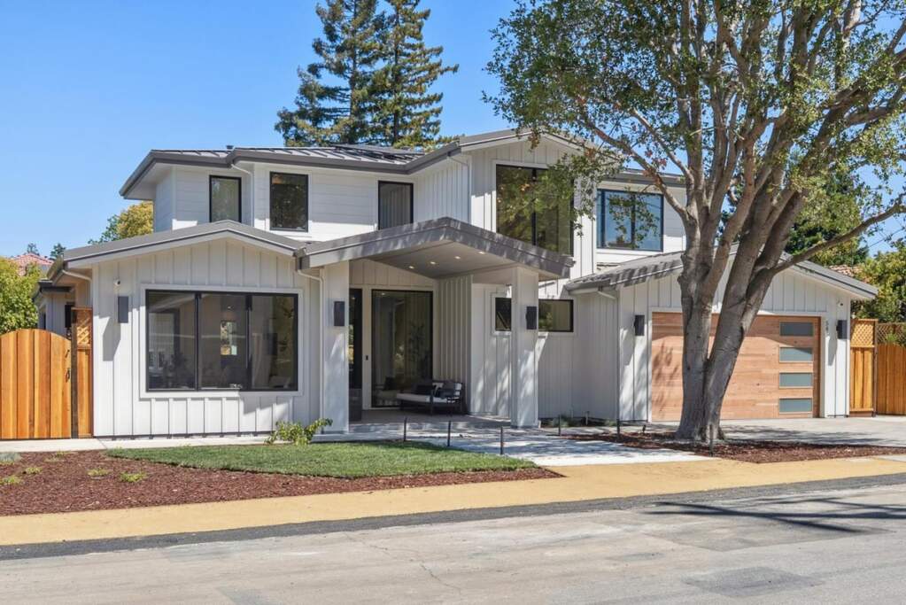 585 Cherry Avenue photo
