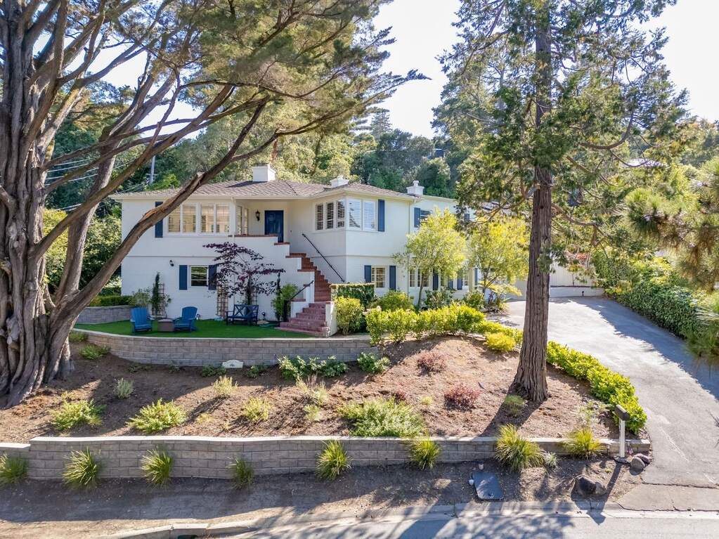 401 Hillsborough Boulevard photo