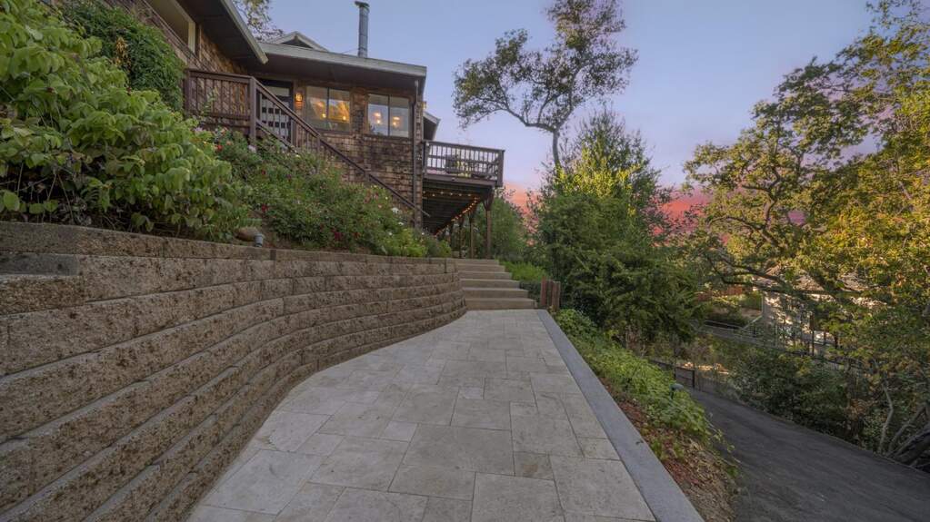 52 Jackson Street photo