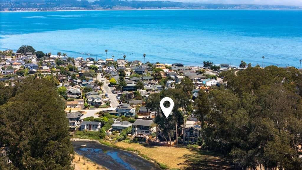 125 Moran Way, Santa Cruz, CA 95062