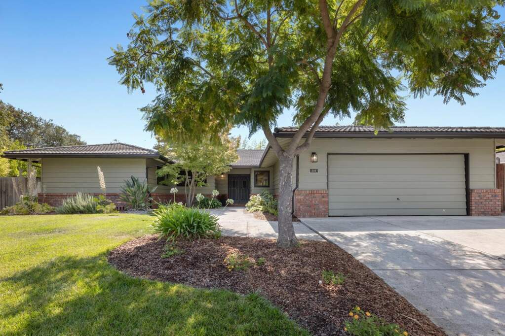 1981 Newcastle Drive photo