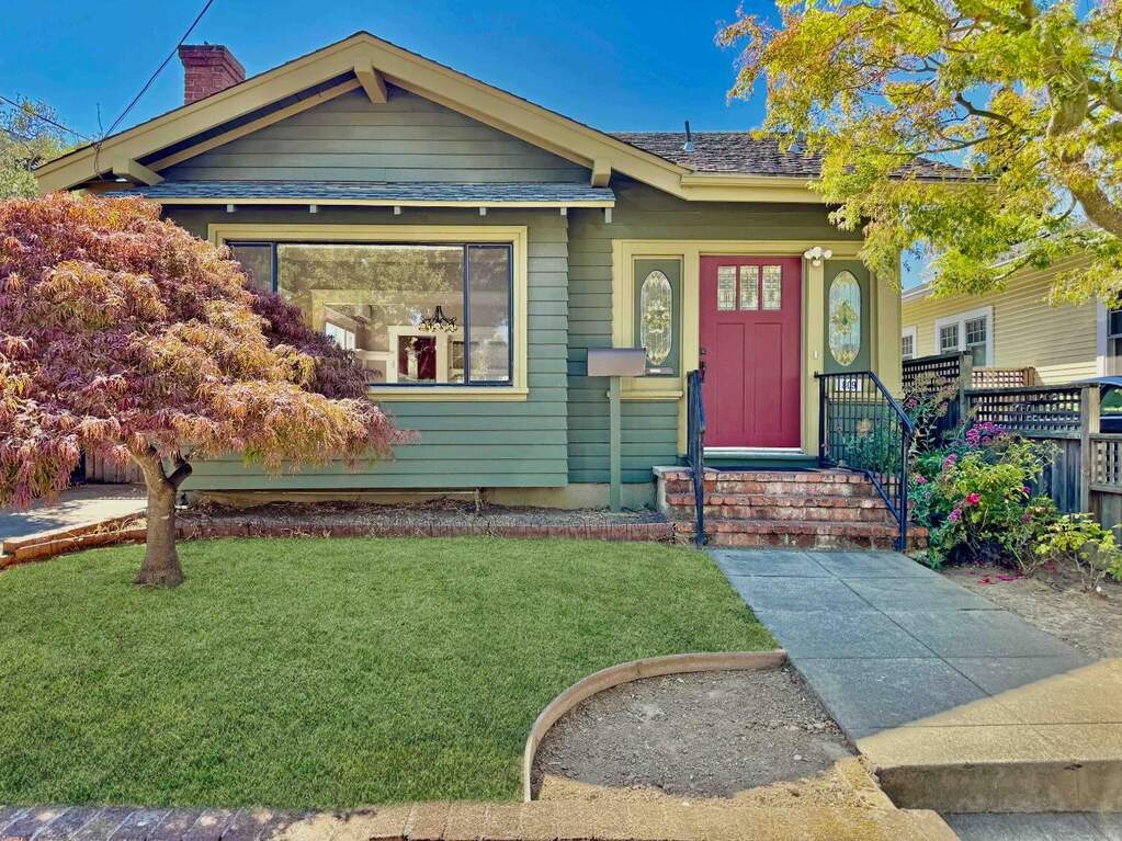809 Bayswater Avenue photo