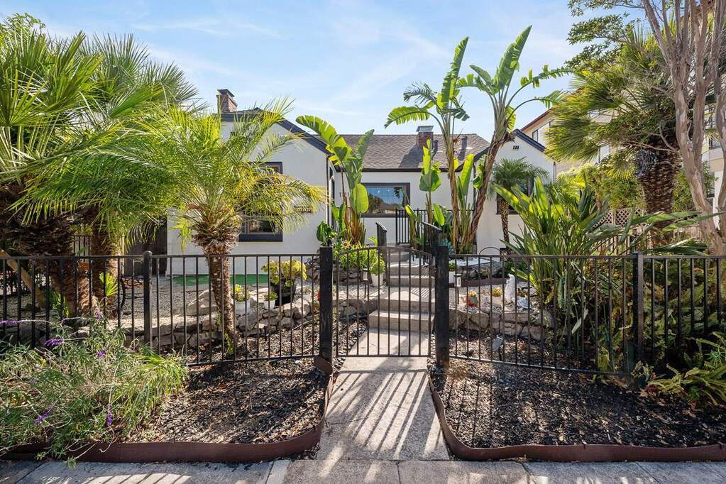 1111 Laguna Avenue photo