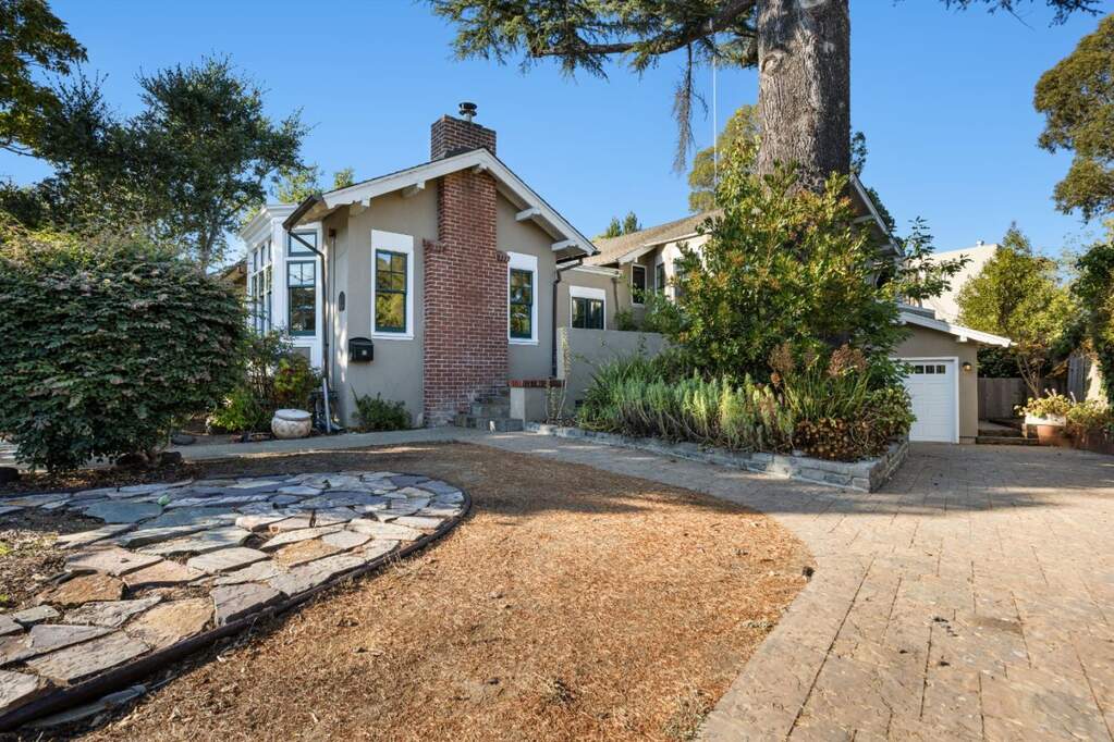 826 Walnut Avenue photo
