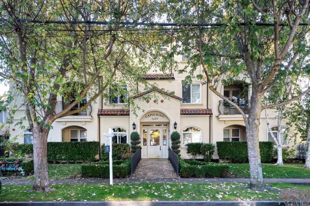 1237 Capuchino Avenue #7 photo