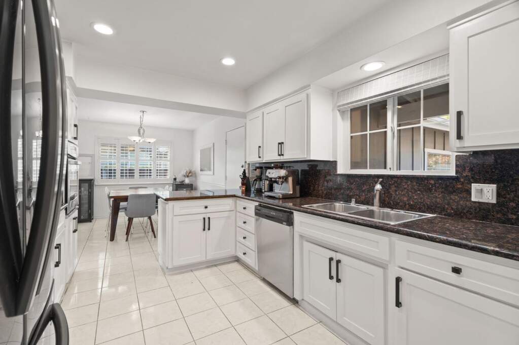 5254 Howes Lane, San Jose, CA 95118