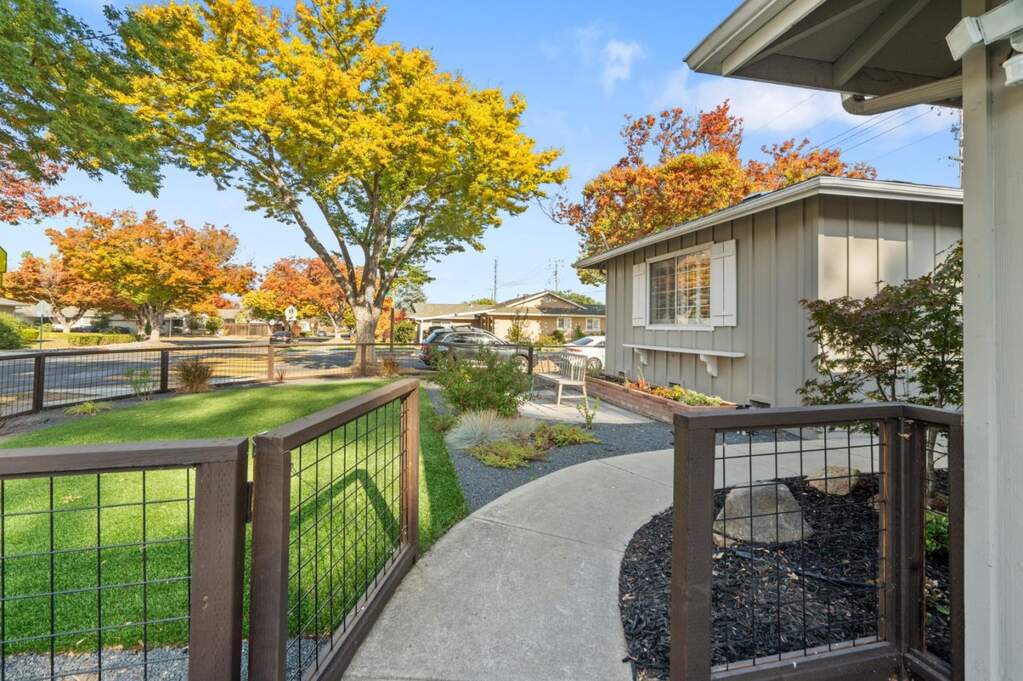 5254 Howes Lane, San Jose, CA 95118