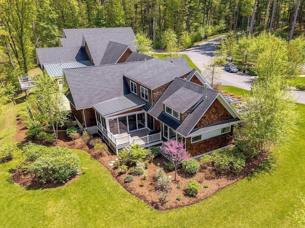 4 Bedroom Single Family Home/House's Image 20