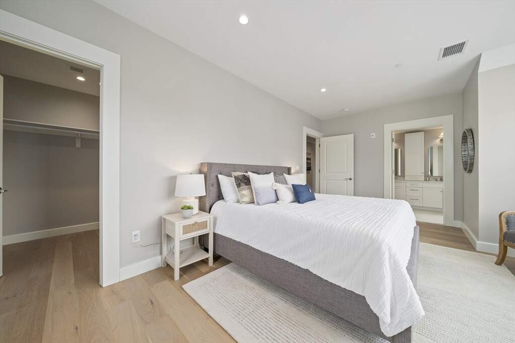 2 Bedroom Apartment/Flat's Image 8