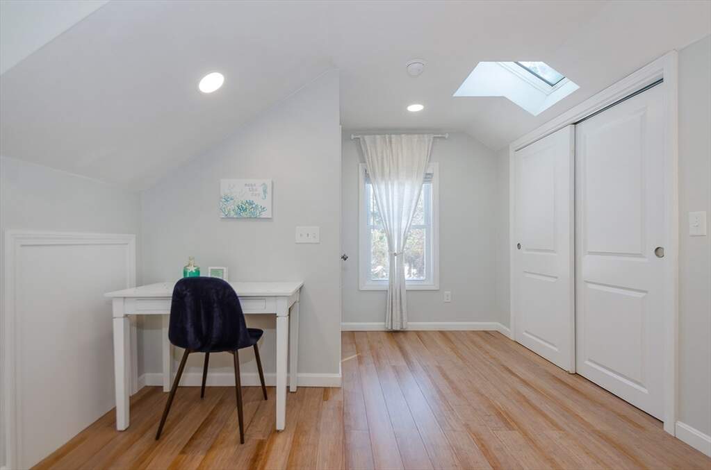 2 Bedroom Single Family Home/House's Image 7