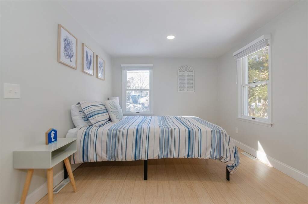 2 Bedroom Single Family Home/House's Image 11