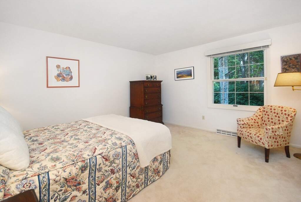 4 Bedroom Single Family Home/House's Image 24