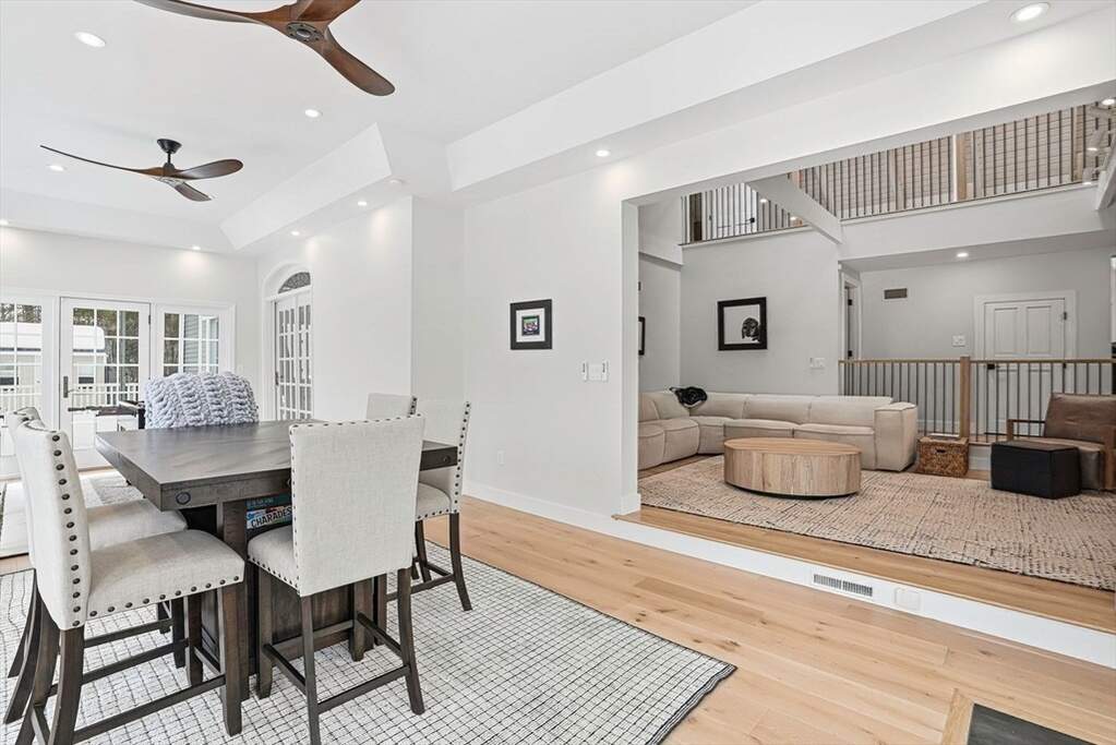 4 Bedroom Single Family Home/House's Image 14