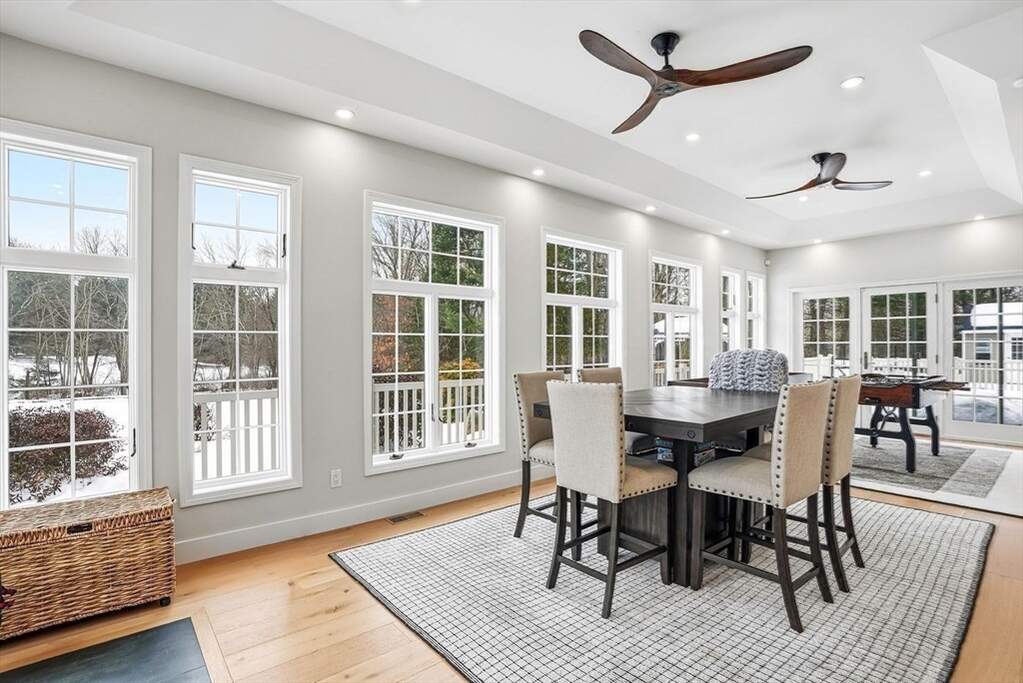 4 Bedroom Single Family Home/House's Image 15