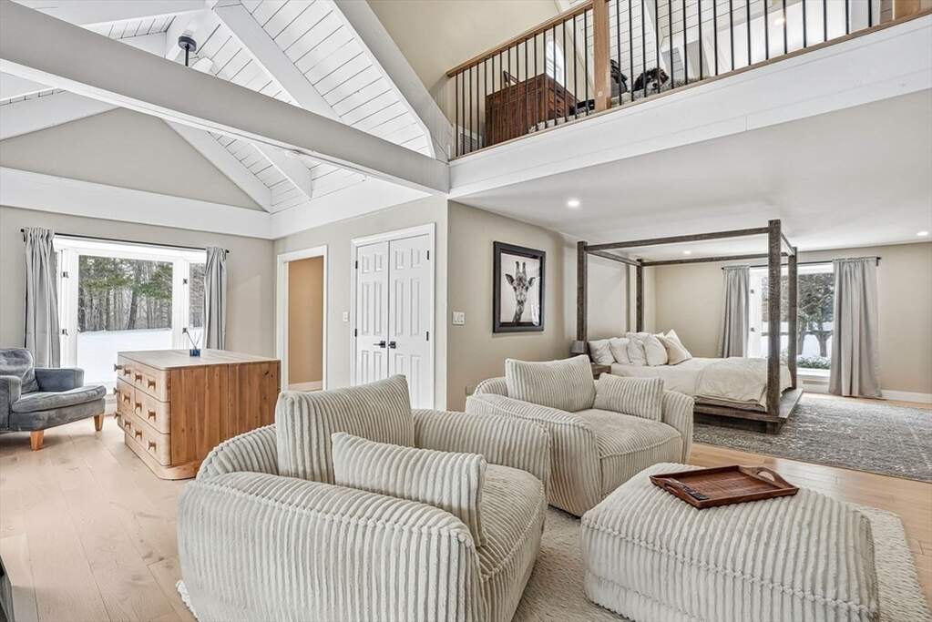 4 Bedroom Single Family Home/House's Image 17