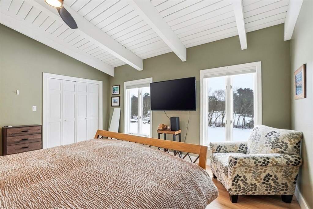 4 Bedroom Single Family Home/House's Image 23