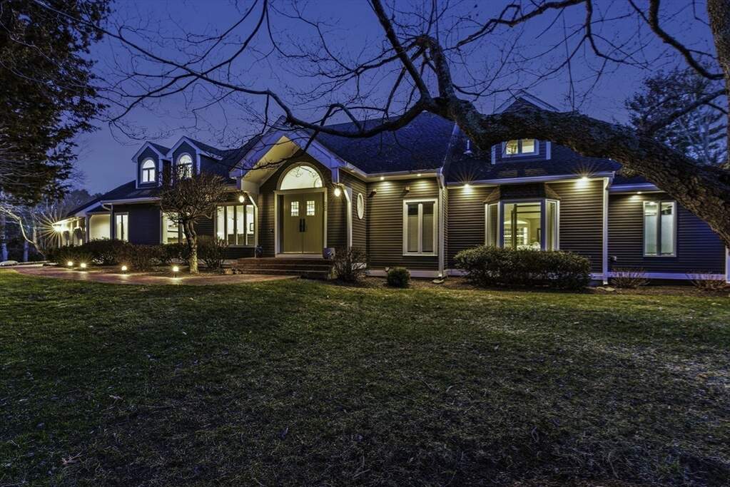 4 Bedroom Single Family Home/House's Image 29