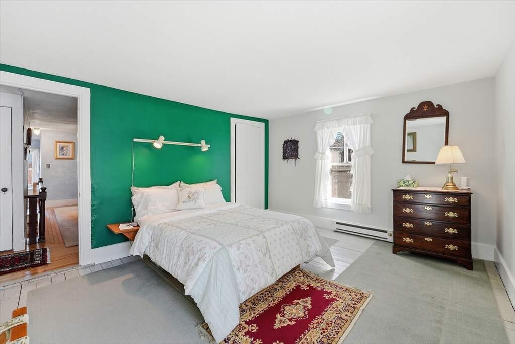 5 Bedroom Single Family Home/House's Image 20