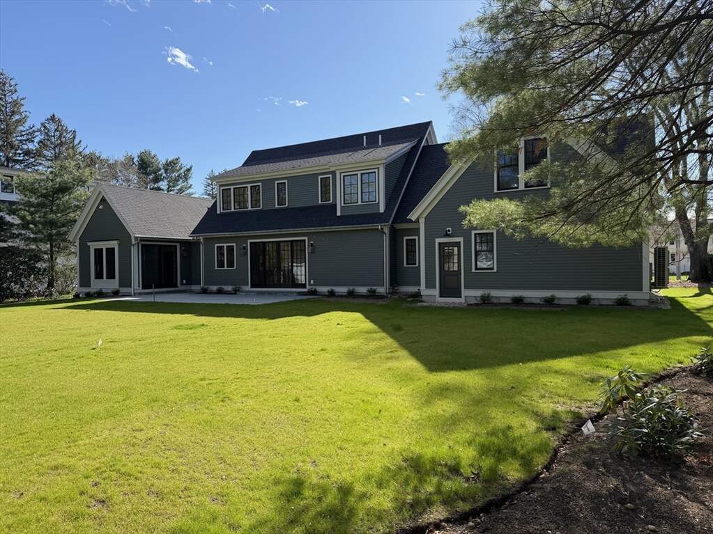4 Bedroom Single Family Home/House's Image 28