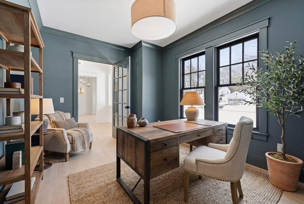 4 Bedroom Single Family Home/House's Image 5
