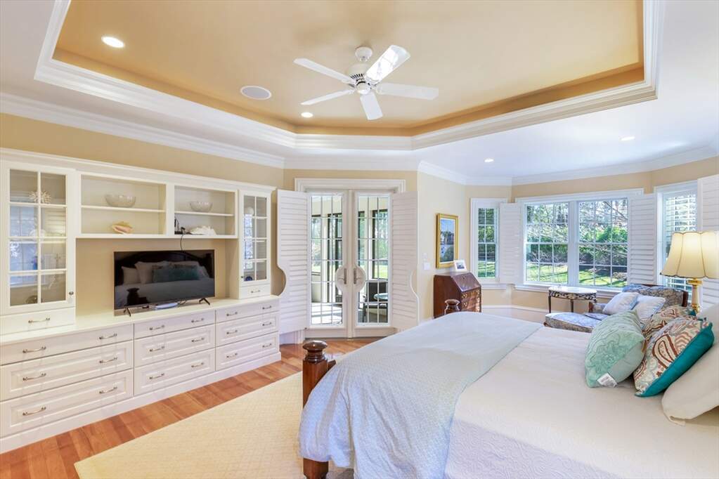4 Bedroom Single Family Home/House's Image 10