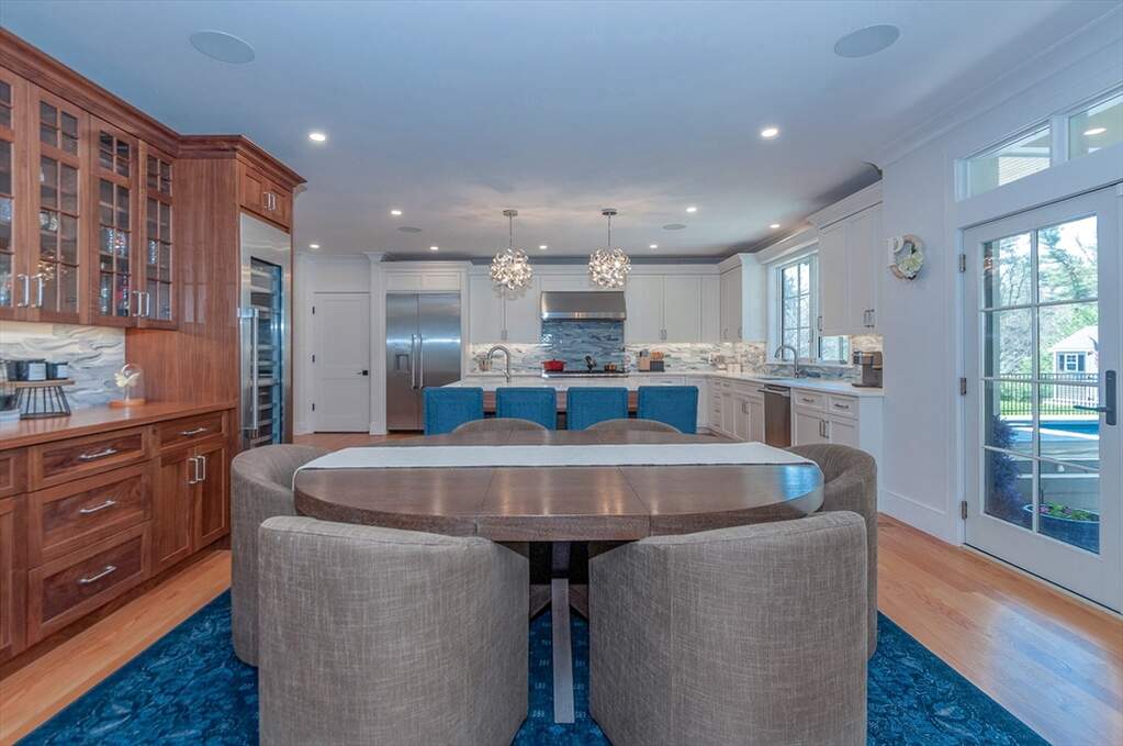 4 Bedroom Single Family Home/House's Image 9