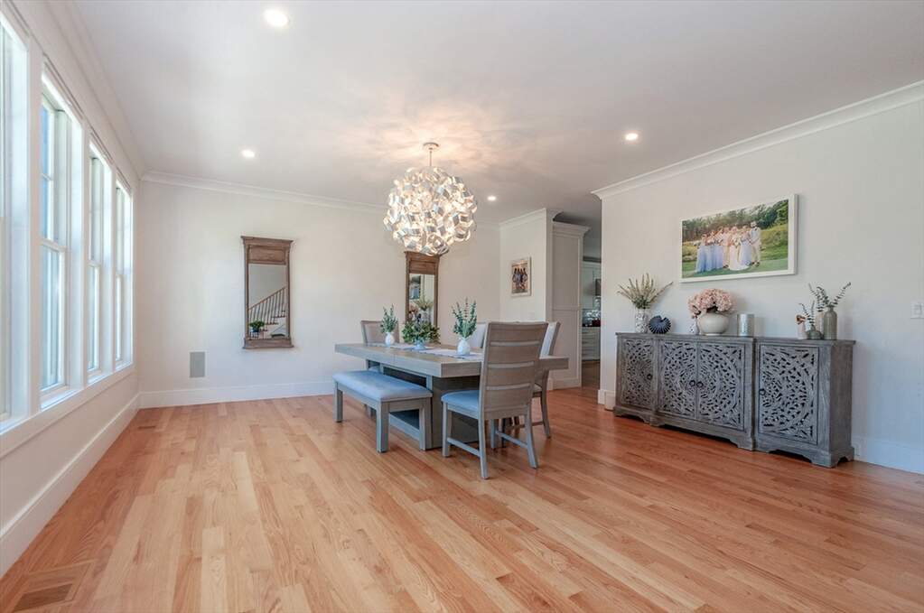 4 Bedroom Single Family Home/House's Image 13