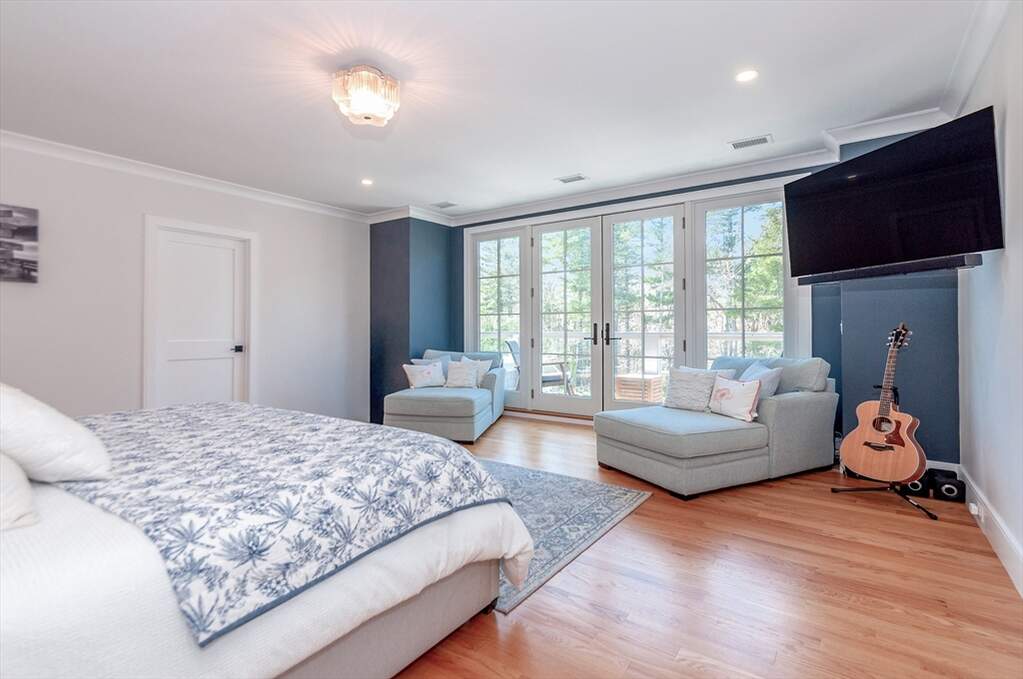 4 Bedroom Single Family Home/House's Image 15