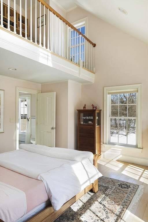 5 Bedroom Single Family Home/House's Image 24