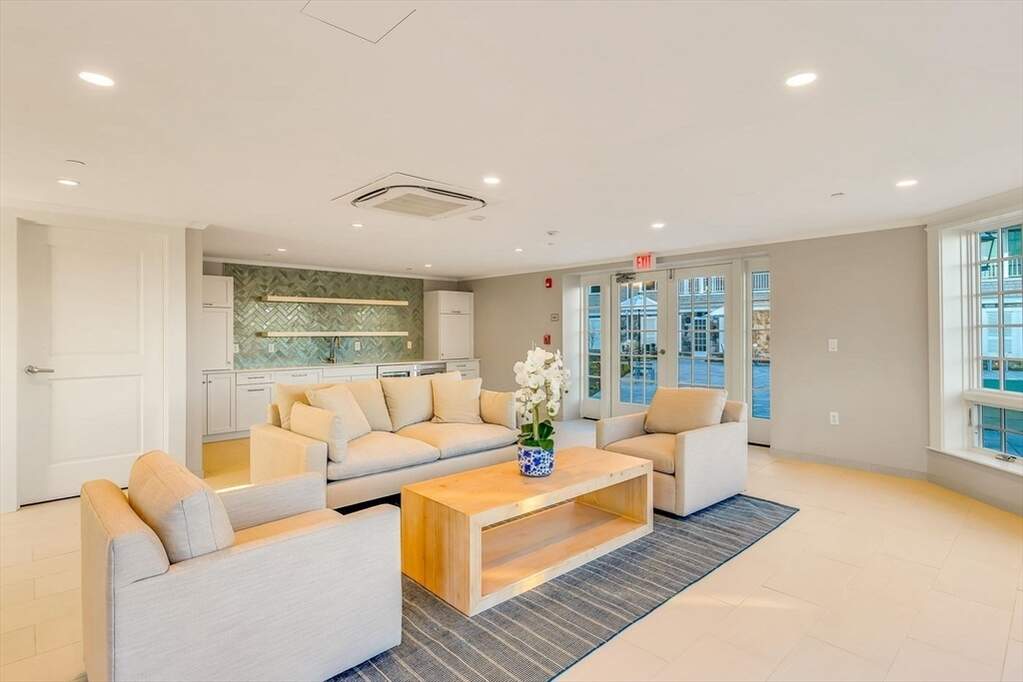 2 Bedroom Apartment/Flat's Image 11