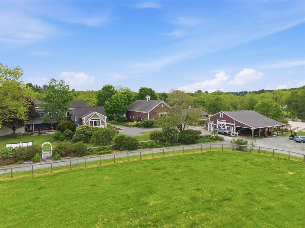 4 Bedroom Single Family Home/House's Image 34
